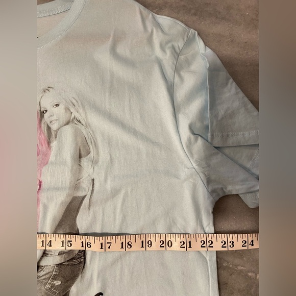 NWT Britney Spears Size L Light Blue Short Sleeve Cotton Tee Shirt Signature Y2K - Picture 9 of 10